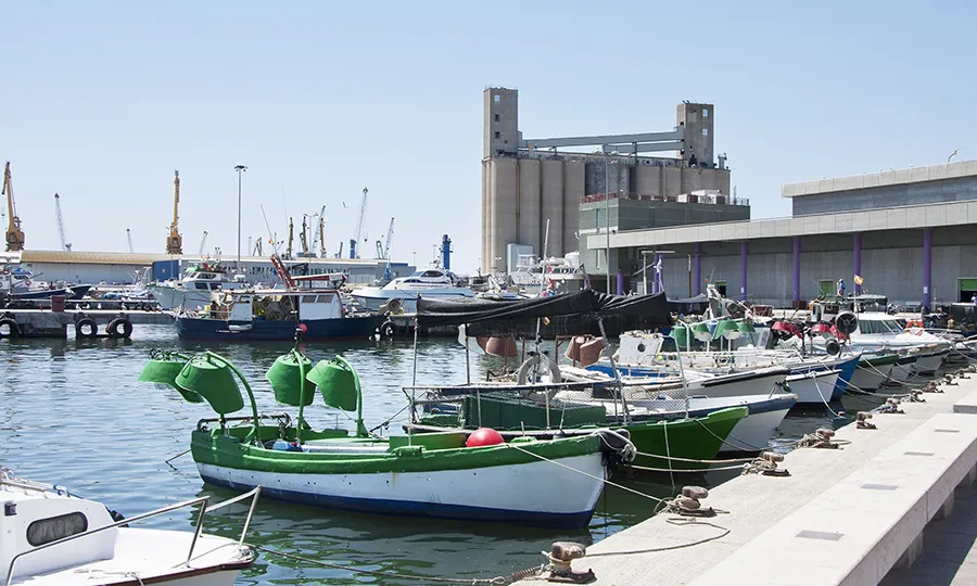Destinations Tarragona FERGUS Hotels Fishing port destinations Tarragona FERGUS Hotels