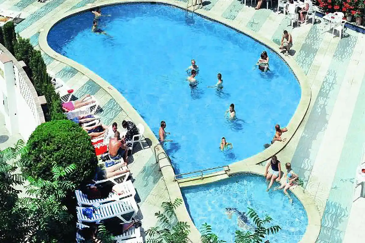 Pool Bar Clipper Affiliated by Fergus Hotels Swimming pool at Pool Bar Clipper Affiliated by Fergus Hotels