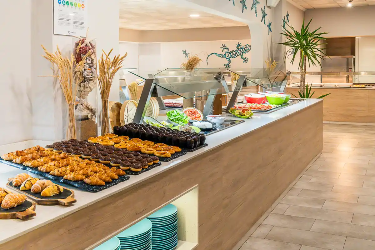 Restaurant buffet Restaurant buffet Fergus Club Carema Splash