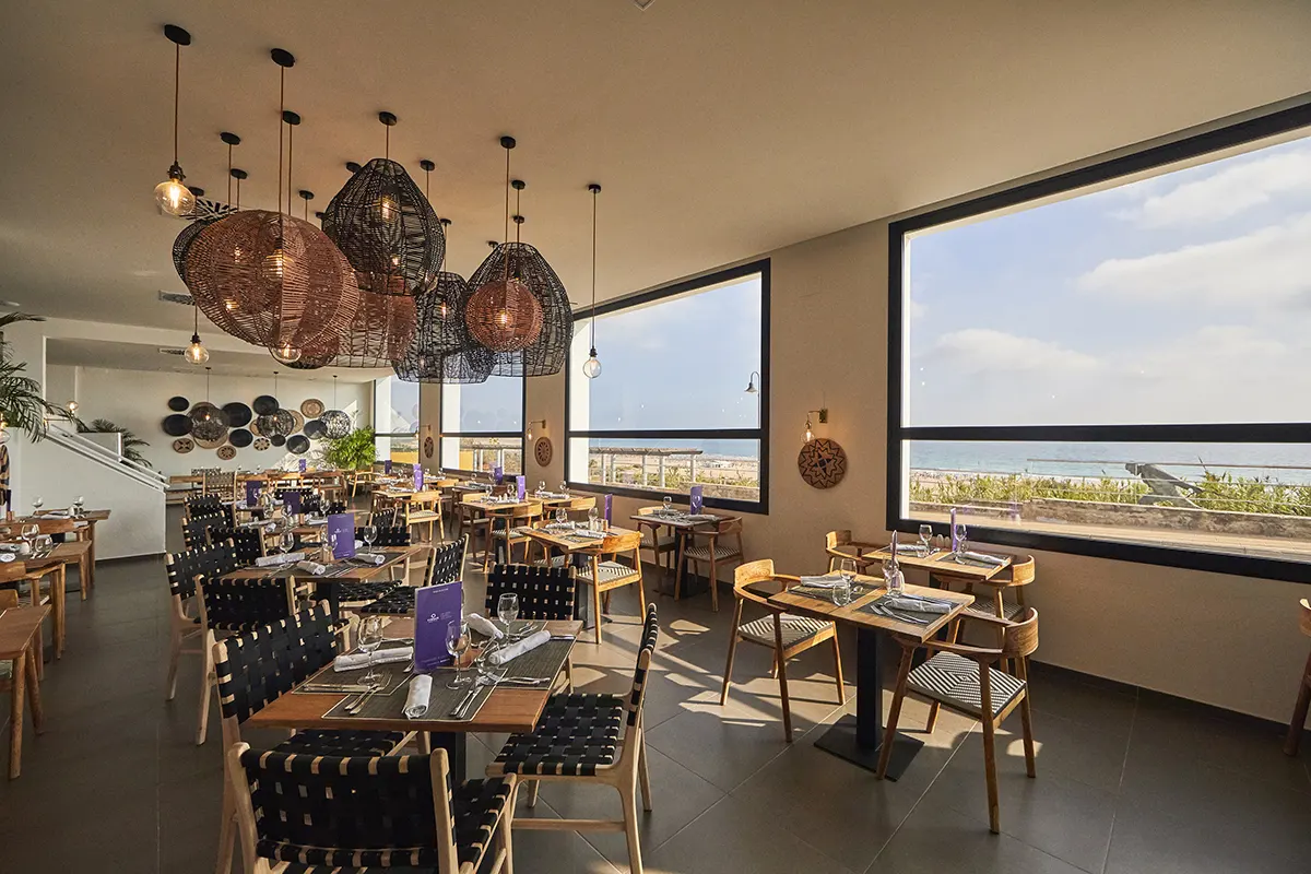 Buffet Dining Area Dining area at Buffet Fergus Conil Fergus Hotels